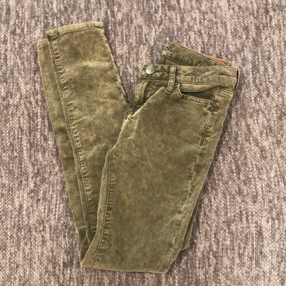 BDG mid rise corduroy pants